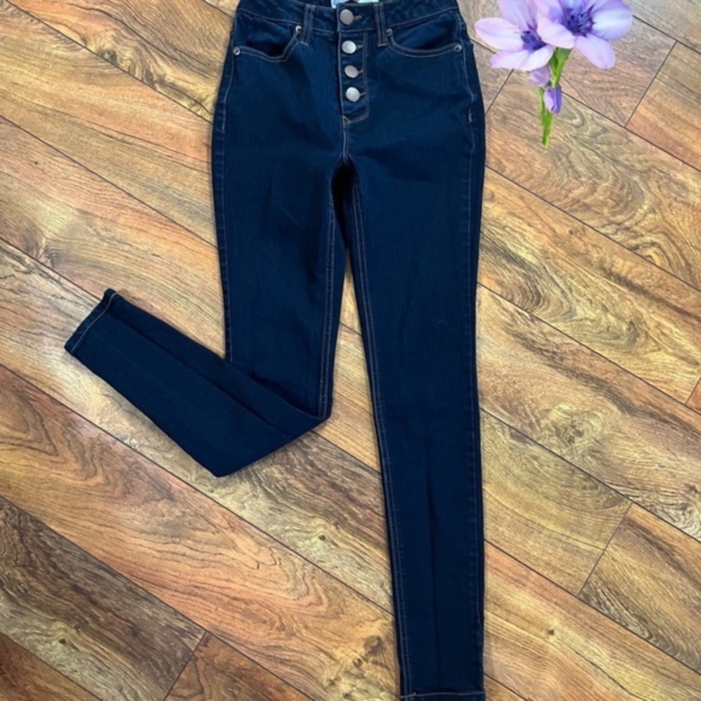 No Boundaries dark wash high rise skinny denim jeans C2-3